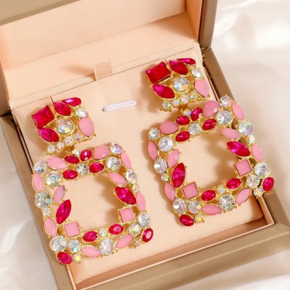 NEW❗️Elegant Pink and Red Gemstone Earrings. Luxury Trendy Earrings. - Picture 2 of 3